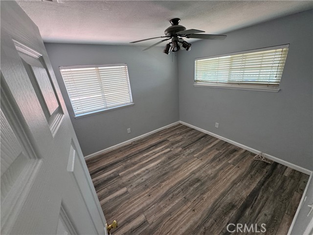 Detail Gallery Image 22 of 30 For 13208 Berkeley Ln, Victorville,  CA 92392 - 4 Beds | 2/1 Baths