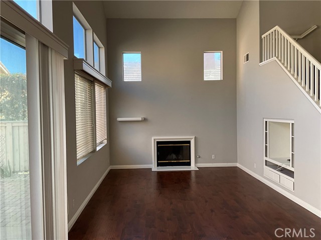 Detail Gallery Image 4 of 14 For 18 La Ronda, Irvine,  CA 92606 - 3 Beds | 3 Baths