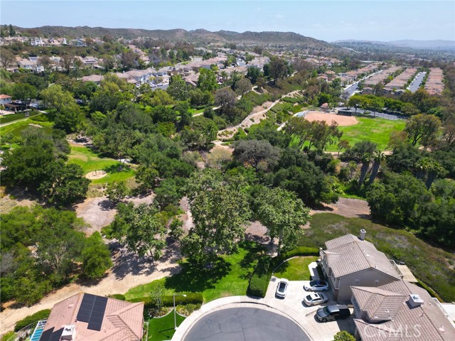 20 Wayfaire, Rancho Santa Margarita CA: https://media.crmls.org/medias/324f7343-3a67-4964-9331-c421d54333f1.jpg