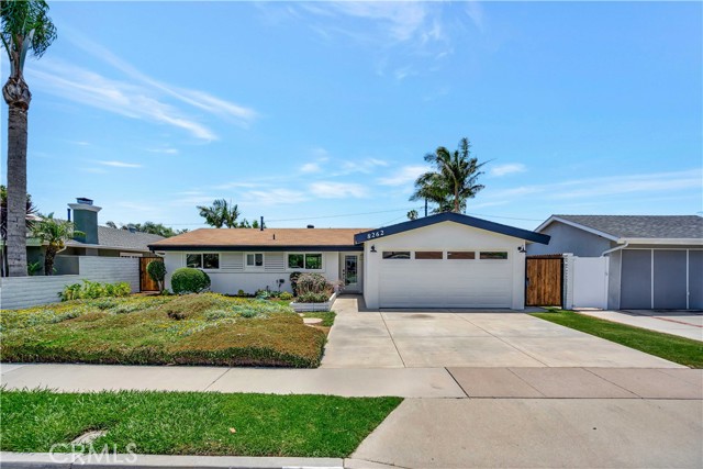 8262 Munster Dr, Huntington Beach, CA 92646