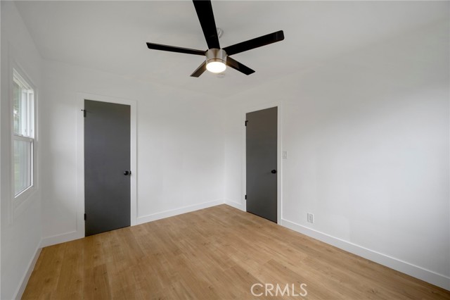 Detail Gallery Image 19 of 29 For 2640 N Buena Vista St, Burbank,  CA 91504 - 3 Beds | 2 Baths
