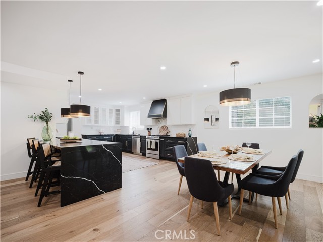 23664 Community Street, West Hills CA: https://media.crmls.org/medias/32506c22-5bb1-40a2-9dbf-0c047cbbe346.jpg