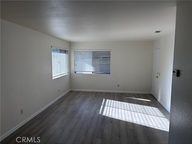 Detail Gallery Image 7 of 11 For 1209 Oxford Dr #C,  Redlands,  CA 92374 - 2 Beds | 2 Baths