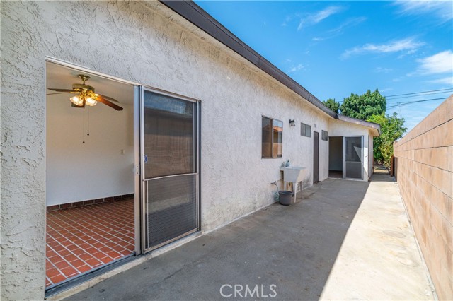 4637 W 132nd Street, Hawthorne CA: https://media.crmls.org/medias/3251d0e9-8f19-4983-98d9-6ac0b6da4894.jpg