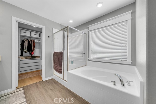 Detail Gallery Image 17 of 34 For 18123 Corktree Dr, San Bernardino,  CA 92407 - 4 Beds | 3 Baths