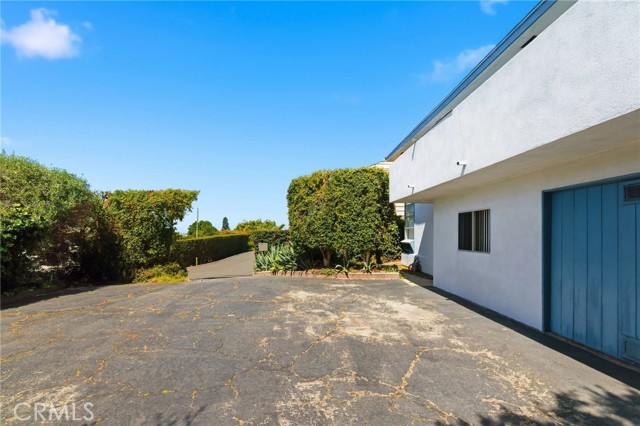 649 Gould Terrace, Hermosa Beach, California 90254, 4 Bedrooms Bedrooms, ,3 BathroomsBathrooms,Residential,For Sale,Gould,SB26071143