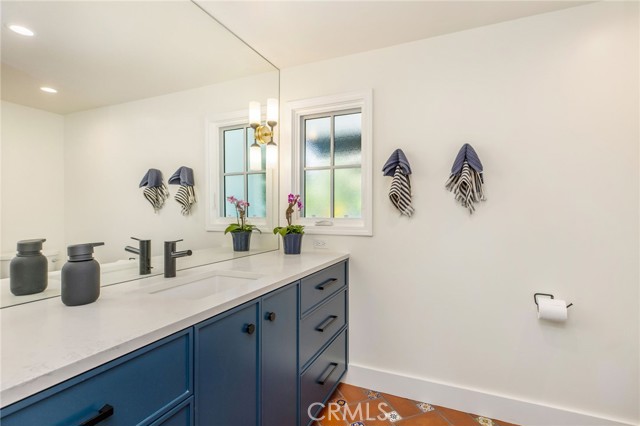 Image 29 of 42 For 3007 Harbor View