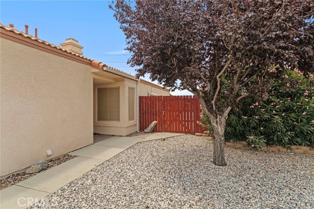 Detail Gallery Image 21 of 26 For 13628 Monterey, Victorville,  CA 92392 - 2 Beds | 2 Baths