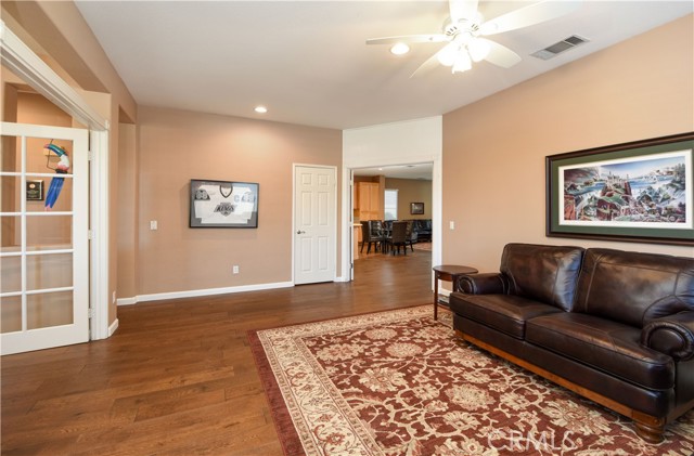 Detail Gallery Image 6 of 35 For 28300 Long Meadow Dr, Menifee,  CA 92584 - 2 Beds | 2 Baths