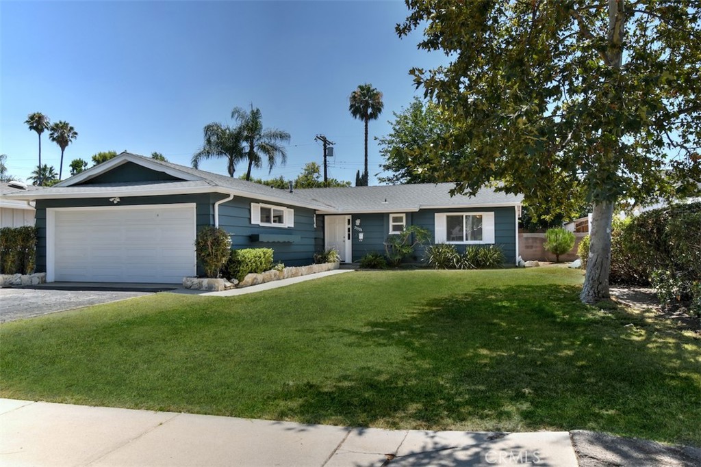 23326 Hamlin Street