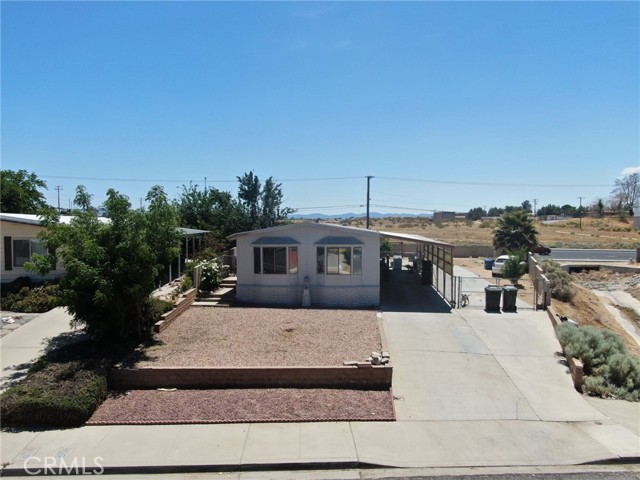 Detail Gallery Image 1 of 5 For 16251 Wimbleton Dr, Victorville,  CA 92395 - 2 Beds | 2 Baths