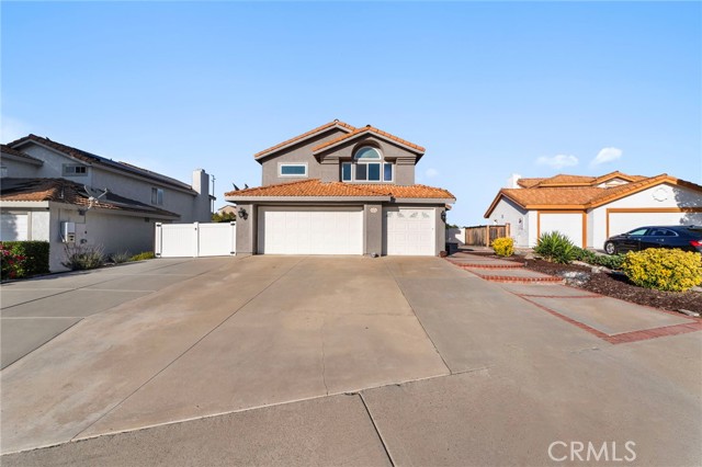 Detail Gallery Image 2 of 69 For 40236 Holden Cir, Temecula,  CA 92591 - 5 Beds | 3 Baths