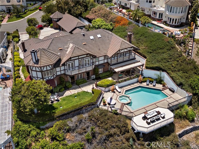 26126 Oroville Place, Laguna Hills CA: https://media.crmls.org/medias/3255a536-a7c8-4dc6-bc74-4c1a13357a9d.jpg