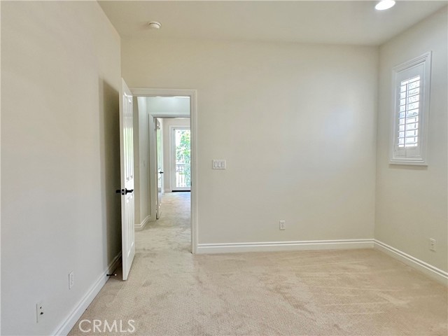 50 Winding Way, Irvine CA: https://media.crmls.org/medias/3255ab65-e1db-434c-92d6-057a40f0c4c8.jpg
