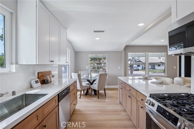 20836 Cortner Avenue, Lakewood CA: https://media.crmls.org/medias/325630db-2c2b-497c-a91f-f3140e5e256b.jpg