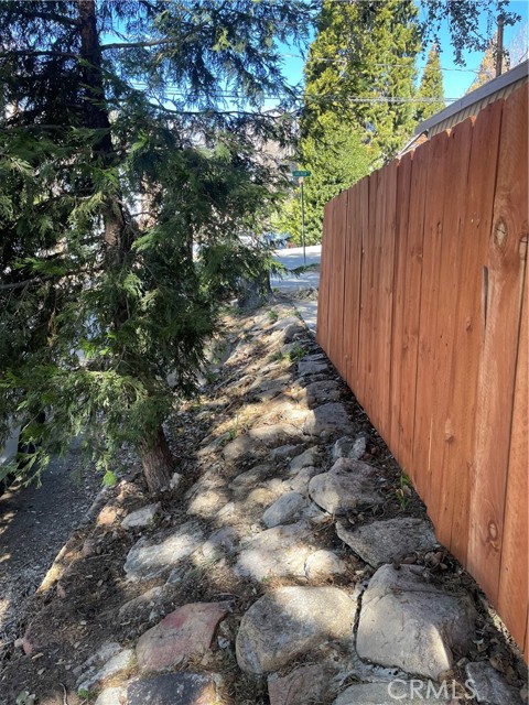 Detail Gallery Image 34 of 37 For 29392 Lake View, Cedar Glen,  CA 92321 - 3 Beds | 2 Baths