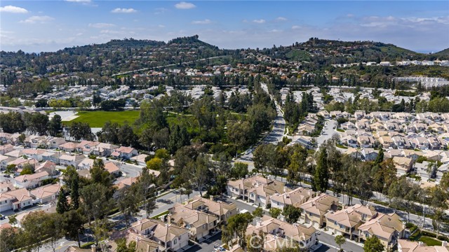 Image 34 of 35 For 8215 White Oak  19