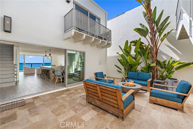 Detail Gallery Image 8 of 67 For 11770 Pacific Coast #N,  Malibu,  CA 90265 - 3 Beds | 3/1 Baths