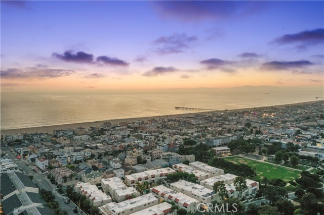 106 Hill Street, Hermosa Beach, California 90254, 5 Bedrooms Bedrooms, ,3 BathroomsBathrooms,Residential,Sold,Hill,SB23141394