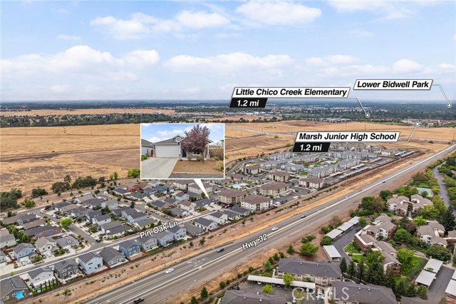 2851 Pin Oak Lane, Chico CA: https://media.crmls.org/medias/3257b510-4dd2-42e4-922e-4d9a85ee4df4.jpg