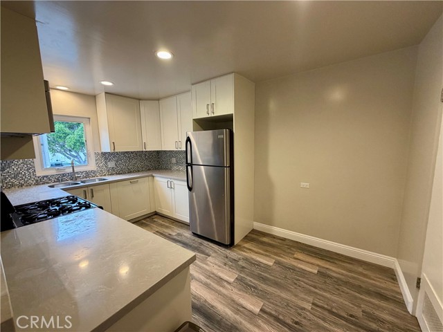 Detail Gallery Image 6 of 14 For 327 3rd #B,  Laguna Beach,  CA 92651 - 1 Beds | 1 Baths
