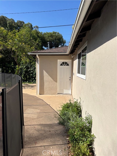 21327 De La Osa, Woodland Hills CA: https://media.crmls.org/medias/32580f4a-788e-48cc-b4f9-4df1774c679c.jpg