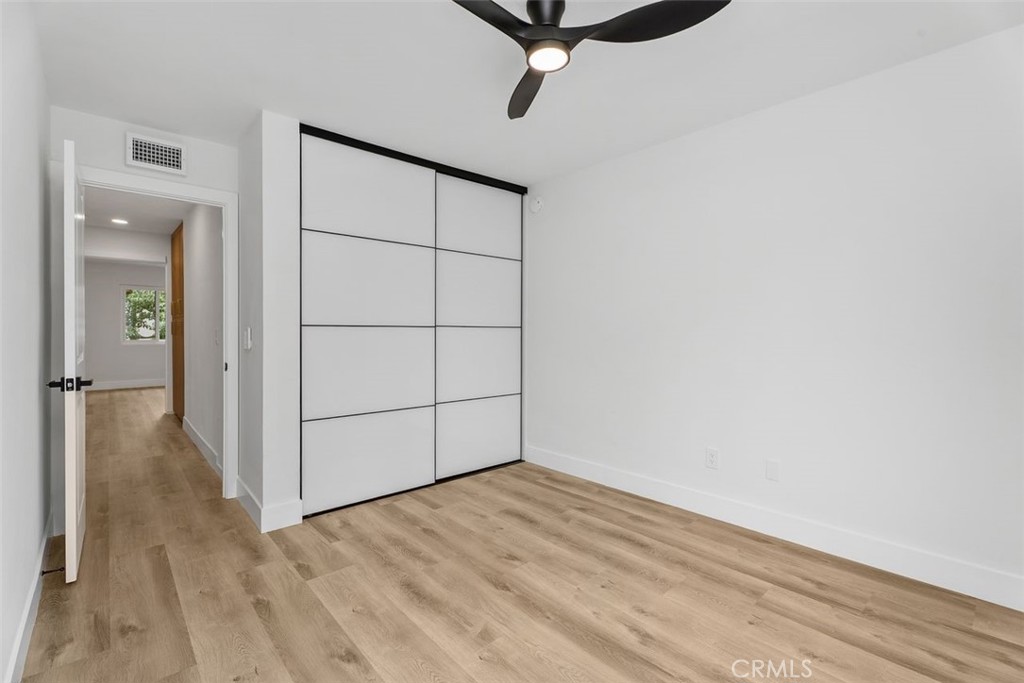 MLS #OC25225891 image #36