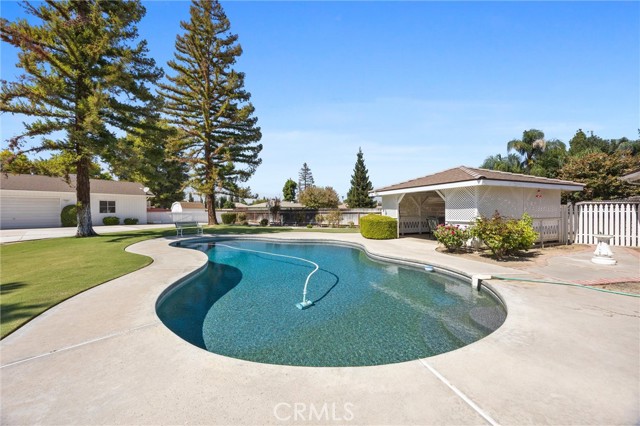 Detail Gallery Image 27 of 43 For 1519 Old Stage St, Bakersfield,  CA 93312 - 4 Beds | 2/1 Baths