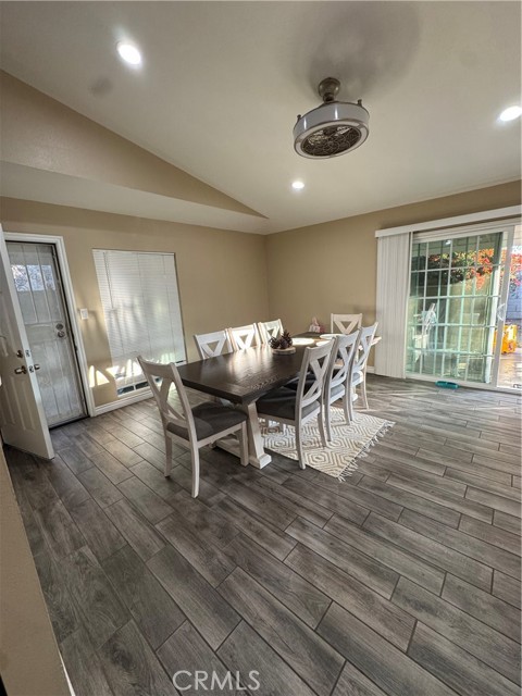 Detail Gallery Image 3 of 11 For 1044 E Dorset Ave, Pomona,  CA 91766 - 3 Beds | 2 Baths