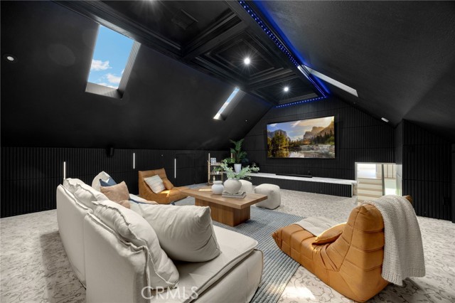 6191 Jacaranda Lane, Yorba Linda CA: https://media.crmls.org/medias/325a55a2-d4f9-43af-b9a6-3e32b55c27b0.jpg