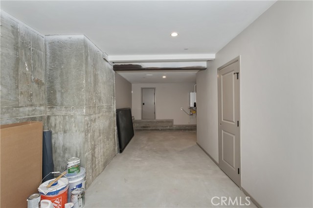 Detail Gallery Image 49 of 57 For 176 Mill Pond, Lake Arrowhead,  CA 92352 - 3 Beds | 2/1 Baths