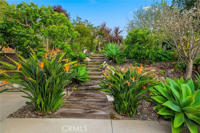 1400 Via Arco, Palos Verdes Estates, California 90274, 4 Bedrooms Bedrooms, ,1 BathroomBathrooms,Residential,For Sale,Via Arco,PV26073869