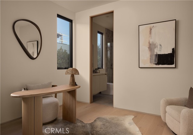 Detail Gallery Image 11 of 46 For 5004 Enfield, Encino,  CA 91316 - 5 Beds | 6 Baths