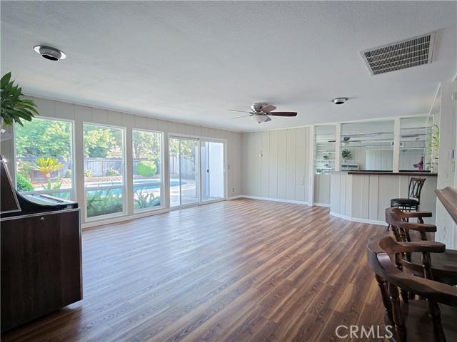 Detail Gallery Image 2 of 45 For 1654 W Vartikian Ave, Fresno,  CA 93711 - 3 Beds | 2/1 Baths