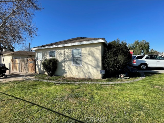 901 Wilson Avenue, Bakersfield, California 93308, ,Residential Income,For Sale,901 Wilson Avenue,CRPW24035980