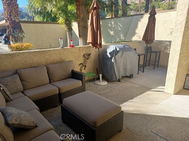 Detail Gallery Image 5 of 11 For 2160 S Palm Canyon Dr #1,  Palm Springs,  CA 92264 - 2 Beds | 2 Baths