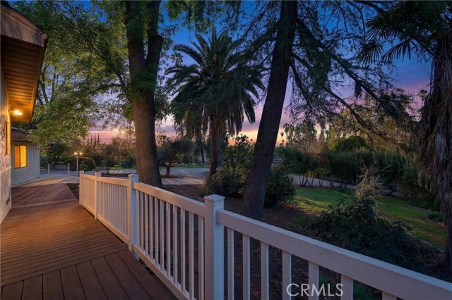 Detail Gallery Image 4 of 60 For 120 Franklin Ave, Redlands,  CA 92373 - 4 Beds | 3 Baths