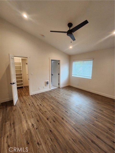 Detail Gallery Image 31 of 36 For 120 S Francisca Ave #18,  Redondo Beach,  CA 90277 - 2 Beds | 2/1 Baths