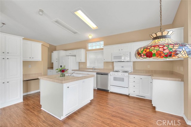Detail Gallery Image 16 of 75 For 1850 Fairway Dr #61,  Chino Hills,  CA 91709 - 3 Beds | 2 Baths