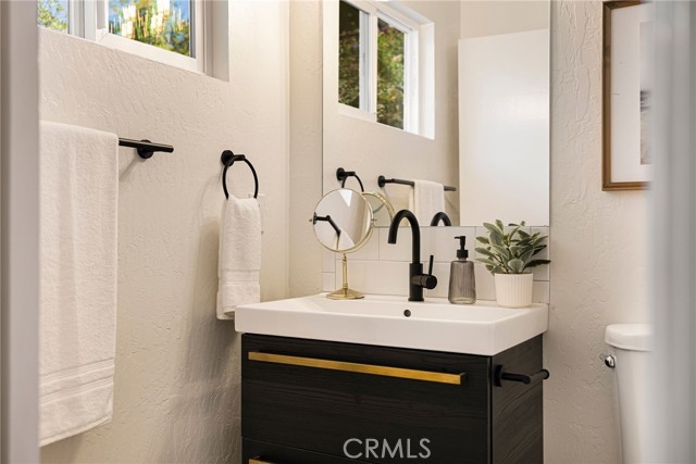 Detail Gallery Image 39 of 62 For 1482 Hawthorne Ave, Chico,  CA 95926 - 3 Beds | 2 Baths
