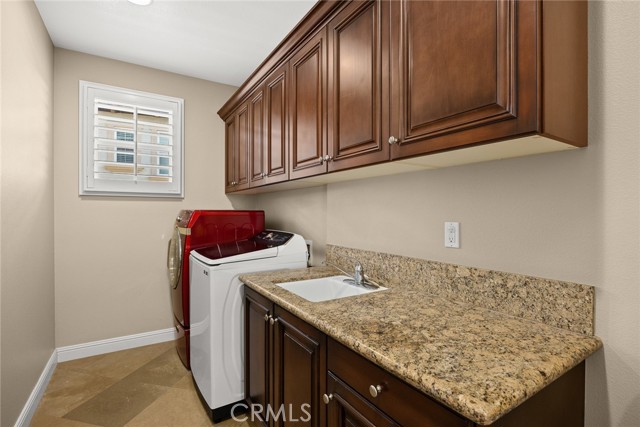 Detail Gallery Image 23 of 63 For 18345 Watson Way, Yorba Linda,  CA 92886 - 5 Beds | 4/1 Baths