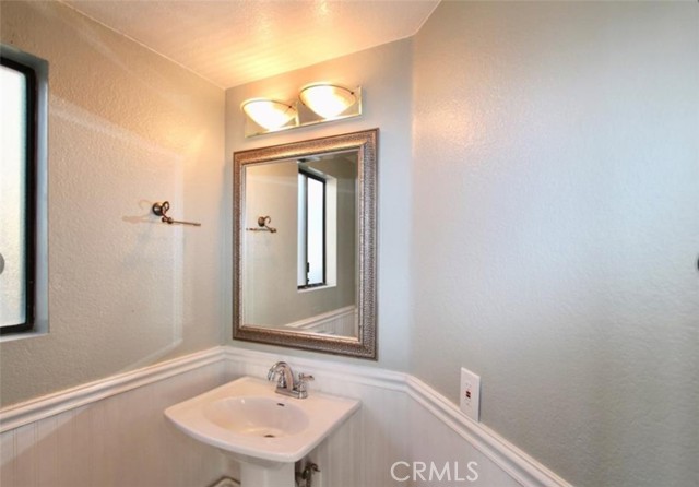 Detail Gallery Image 6 of 10 For 30055 Monteras St, Laguna Niguel,  CA 92677 - 3 Beds | 2/1 Baths