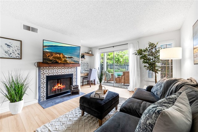 1442 Brett Place, San Pedro CA: https://media.crmls.org/medias/326178f8-260b-4048-905b-7638f020af48.jpg