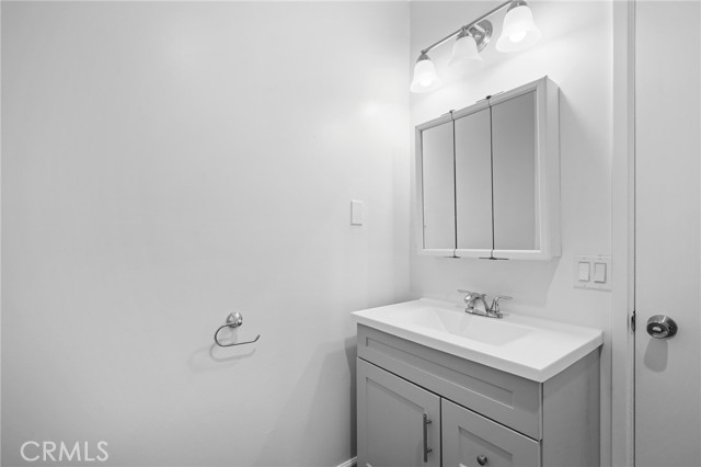 Detail Gallery Image 20 of 29 For 8012 Jayseel St, Sunland,  CA 91040 - 3 Beds | 2 Baths