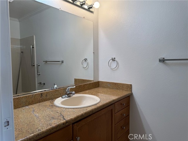 15192 Laguna Avenue, Lake Elsinore CA: https://media.crmls.org/medias/32637a98-7b0a-41ca-b35b-231f71c0e5fc.jpg