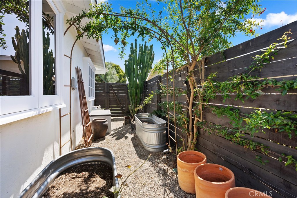 32638aa9 B4b6 4347 8aca Aa45dff2e78b