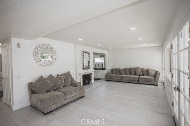 Image 11 of 48 For 24652 Ashland Drive