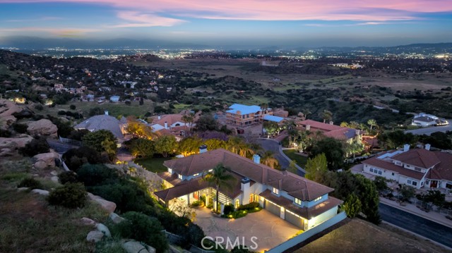 Detail Gallery Image 6 of 74 For 9253 Rocky Mesa Pl, West Hills,  CA 91304 - 5 Beds | 4/1 Baths