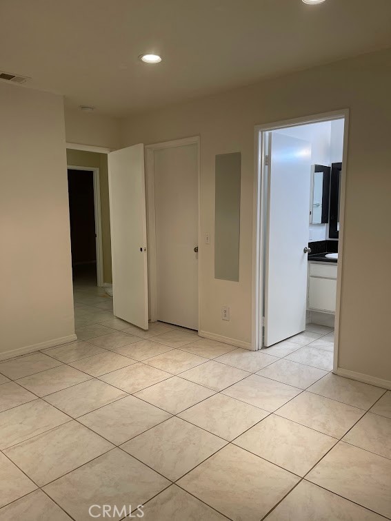 Detail Gallery Image 7 of 8 For 10434 Peach Ct, Adelanto,  CA 92301 - 3 Beds | 2 Baths