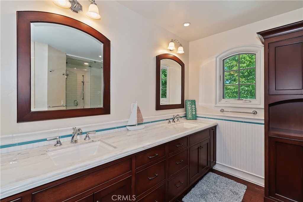 MLS #IG25184788 image #36